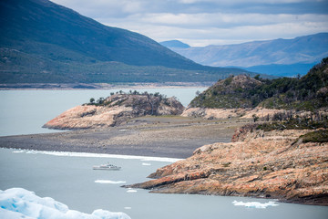 行尸走肉罗西塔被吸是第几季 行尸走肉第四季11